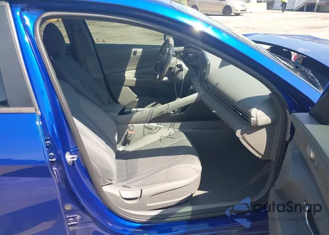 2023 Hyundai Elantra Sel z USA, uszkodzony, nr VIN 5NPLS4AG4PH102778